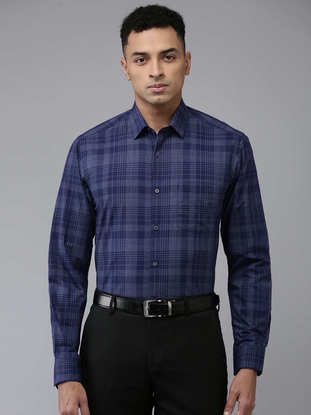 

Arrow Pure Cotton Manhattan Slim Fit Opaque Checked Formal Shirt, Navy blue