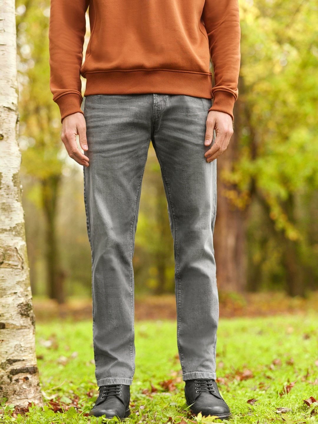 

NEXT Men Slim Fit Light Fade Stretchable Jeans, Grey