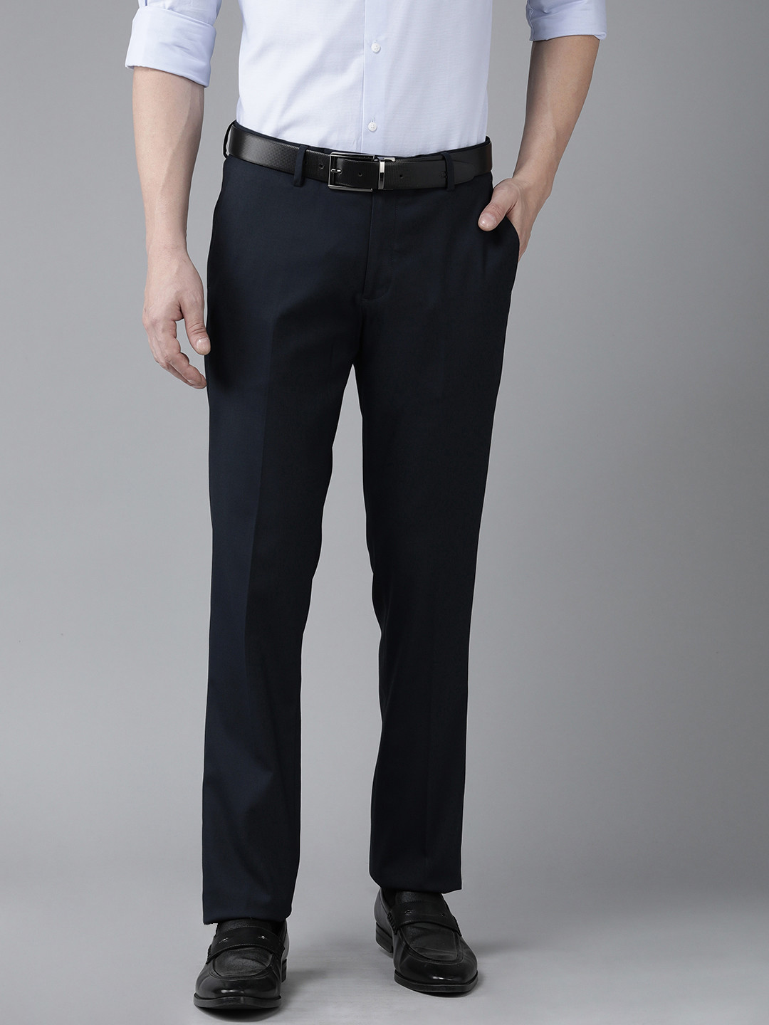 

Arrow Men Solid Tailored Fit Formal Trousers, Navy blue