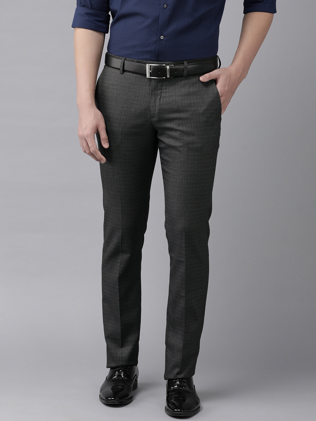 

Arrow Men Mid-Rise Checked Tailored Trousers, Charcoal