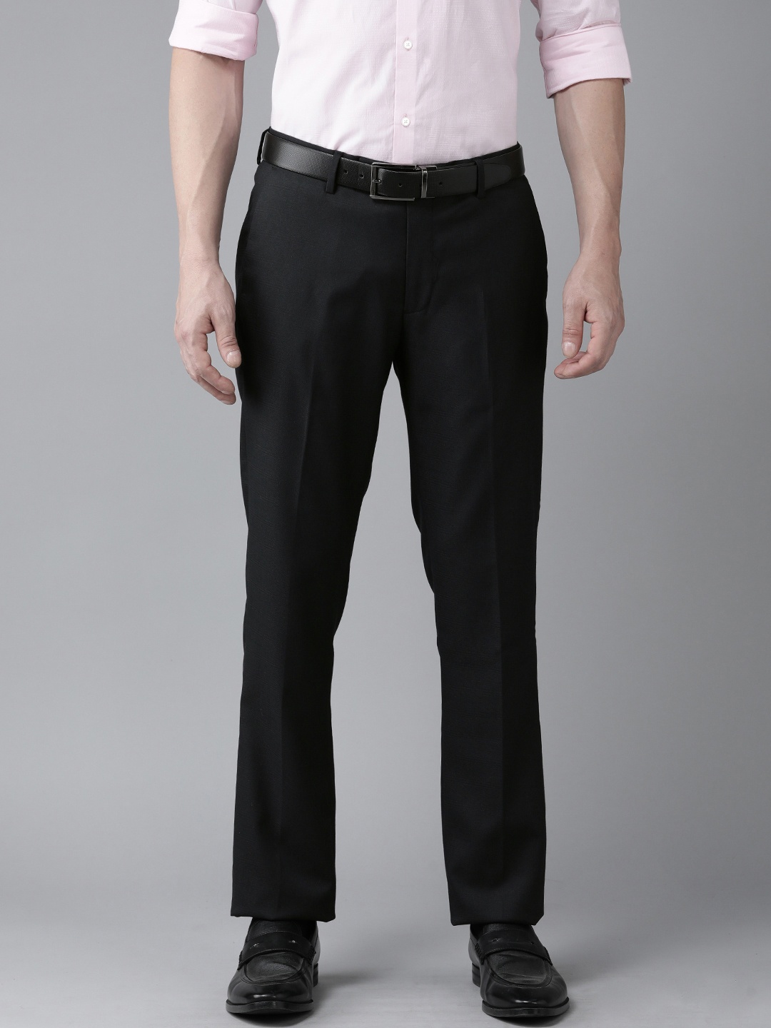 

Arrow Men Tailored Fit Formal Trousers, Navy blue