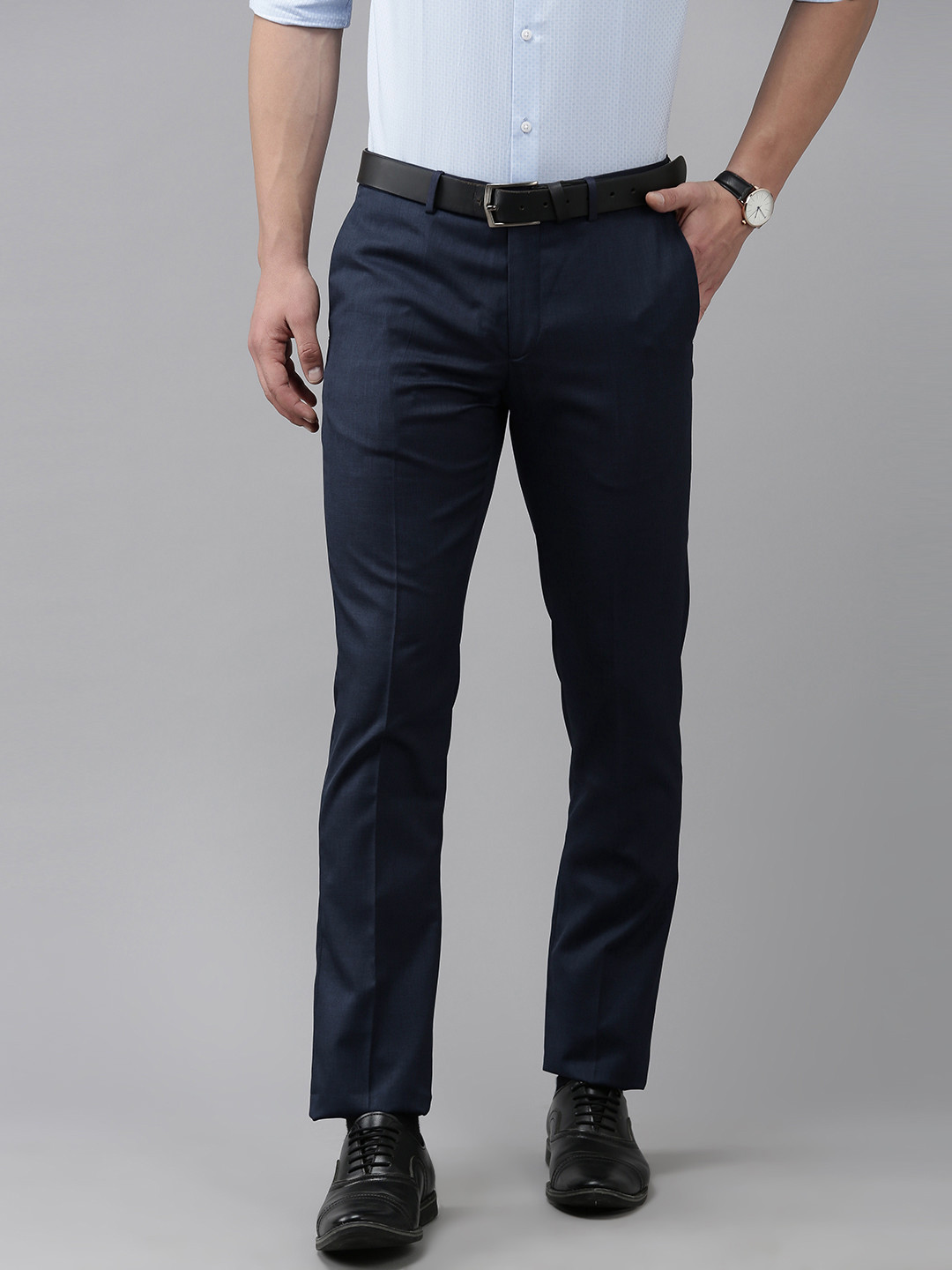 

Arrow Men Solid Tailored Regular Fit Mid-Rise Plain Woven Flat-Front Formal Trousers, Navy blue