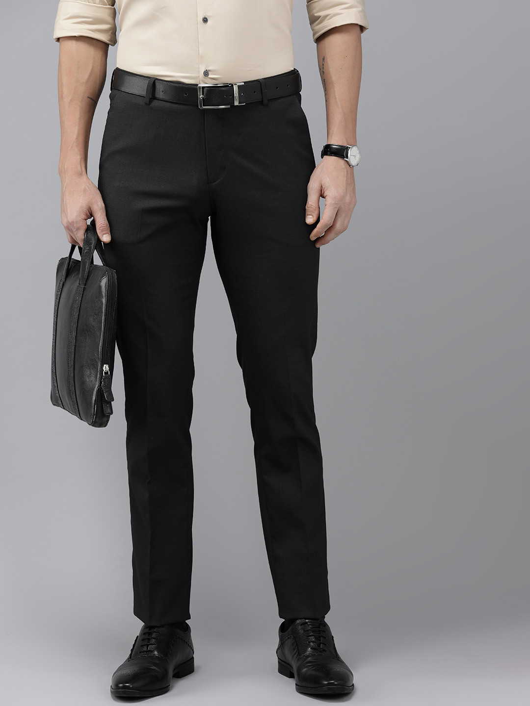 

Arrow Men Checked Tailored Fit Formal Trousers, Black