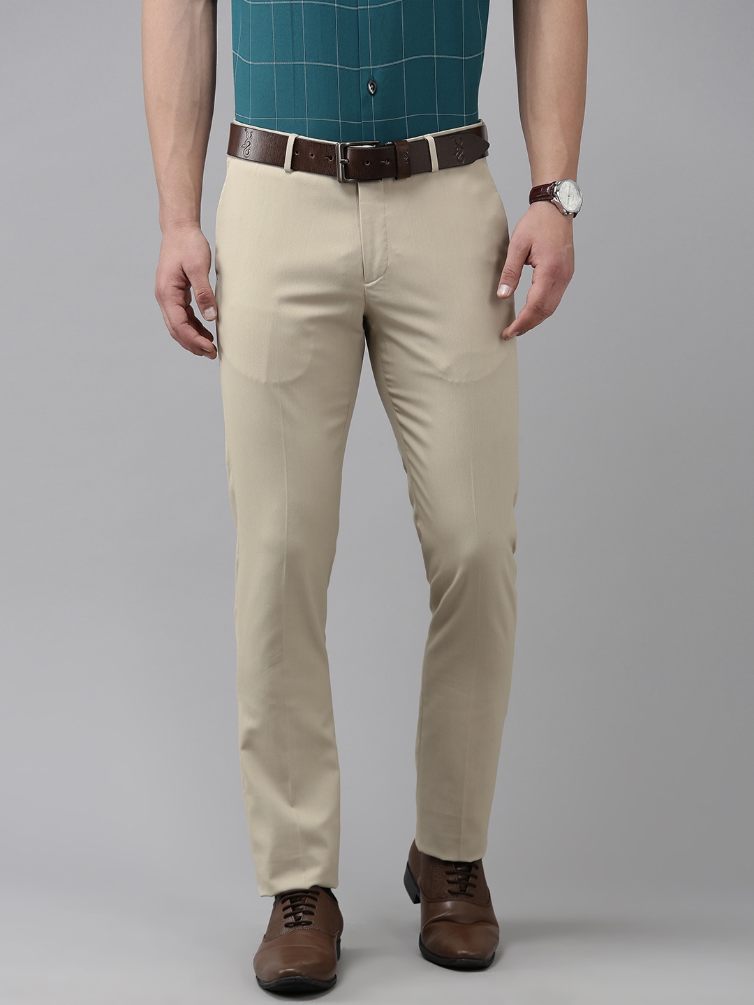 

Arrow Men Solid Tailored Regular Fit Mid-Rise Plain Woven Flat-Front Formal Trousers, Beige