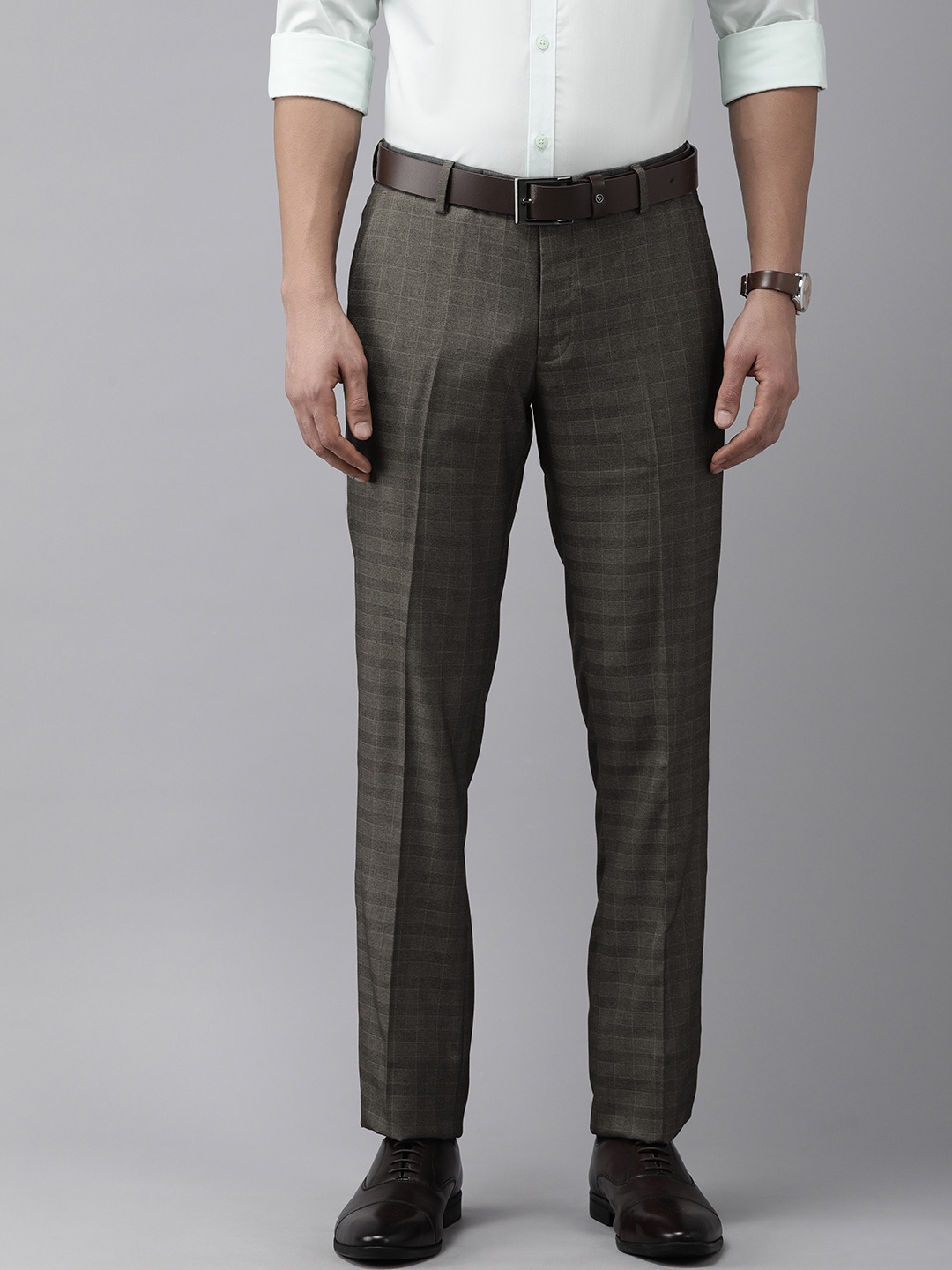 

Arrow Men Tailored Fit Mid-Rise Checked Trousers, Grey