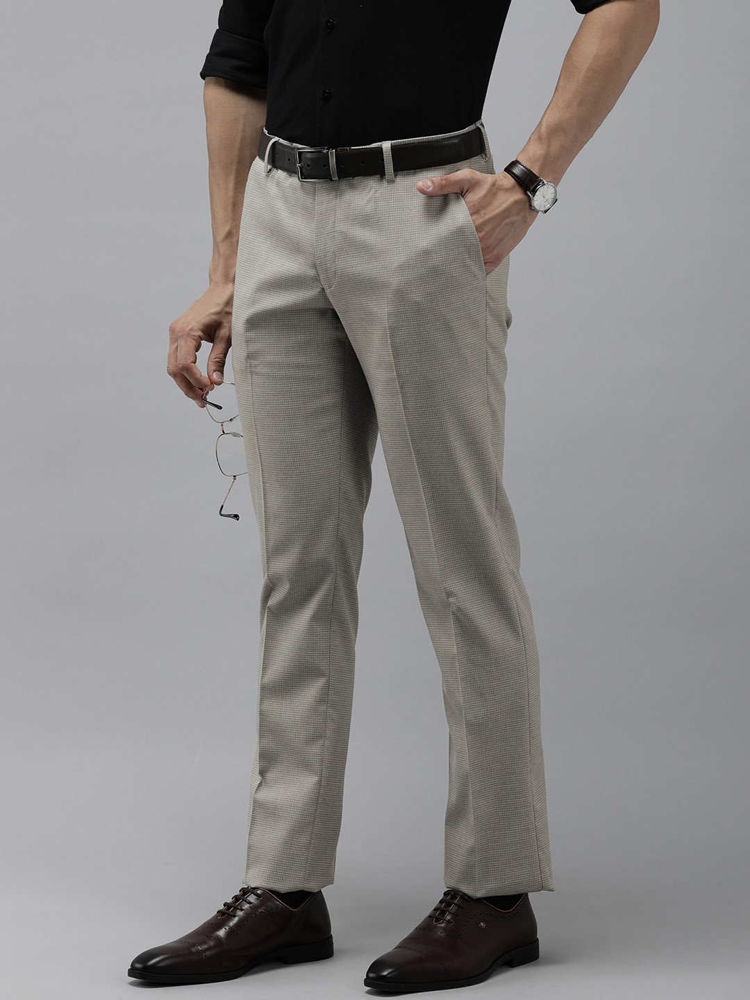 

Arrow Men Checked Tailored Fit Formal Trousers, Grey