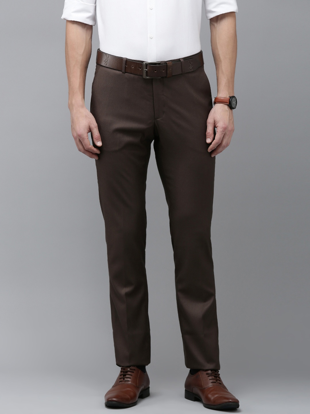 

Arrow Men Solid Flat Front Tailored Formal Trousers, Coffee brown