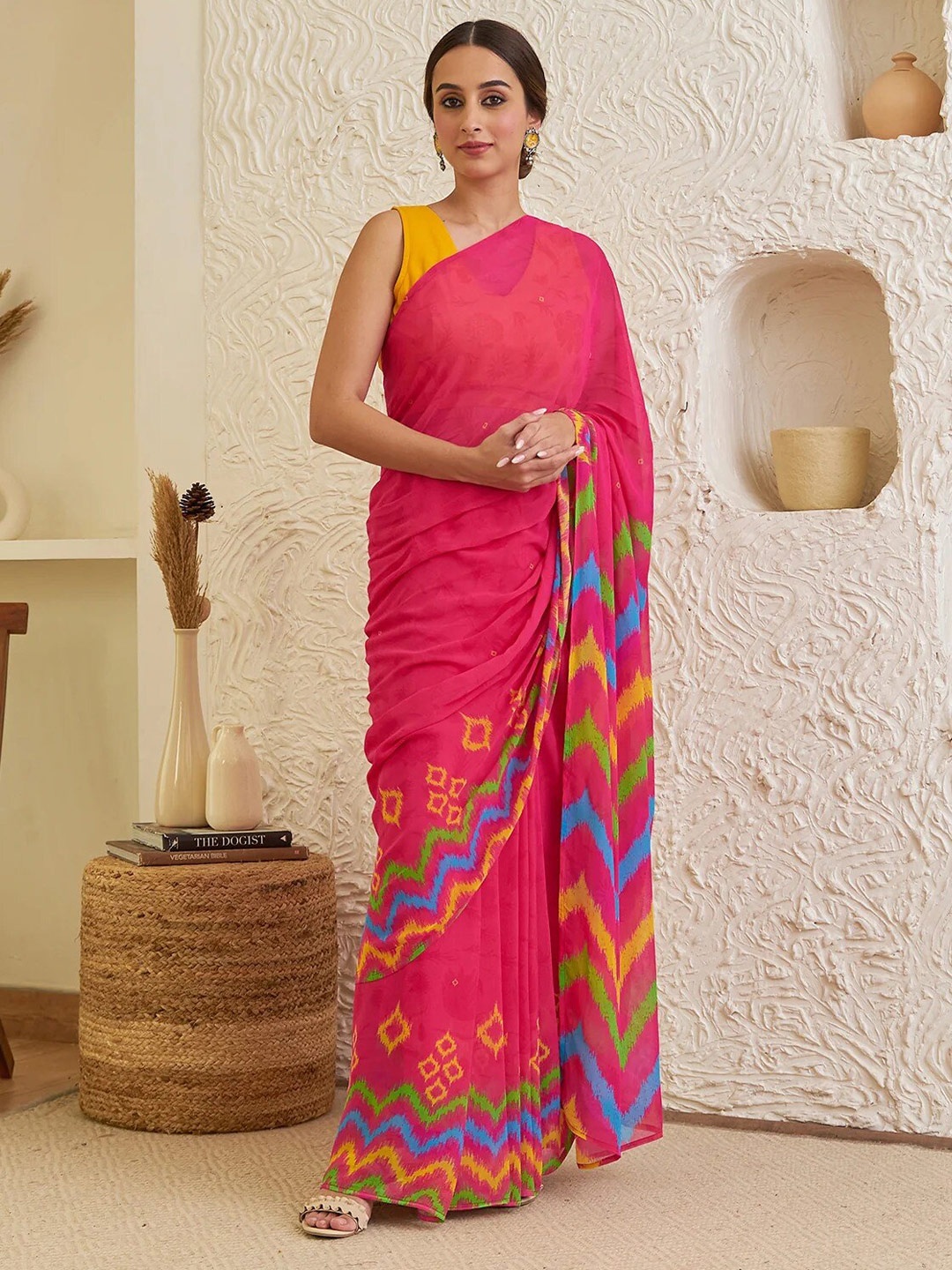 

Rustorange Geometric Motif Printed Pure Georgette Saree, Pink