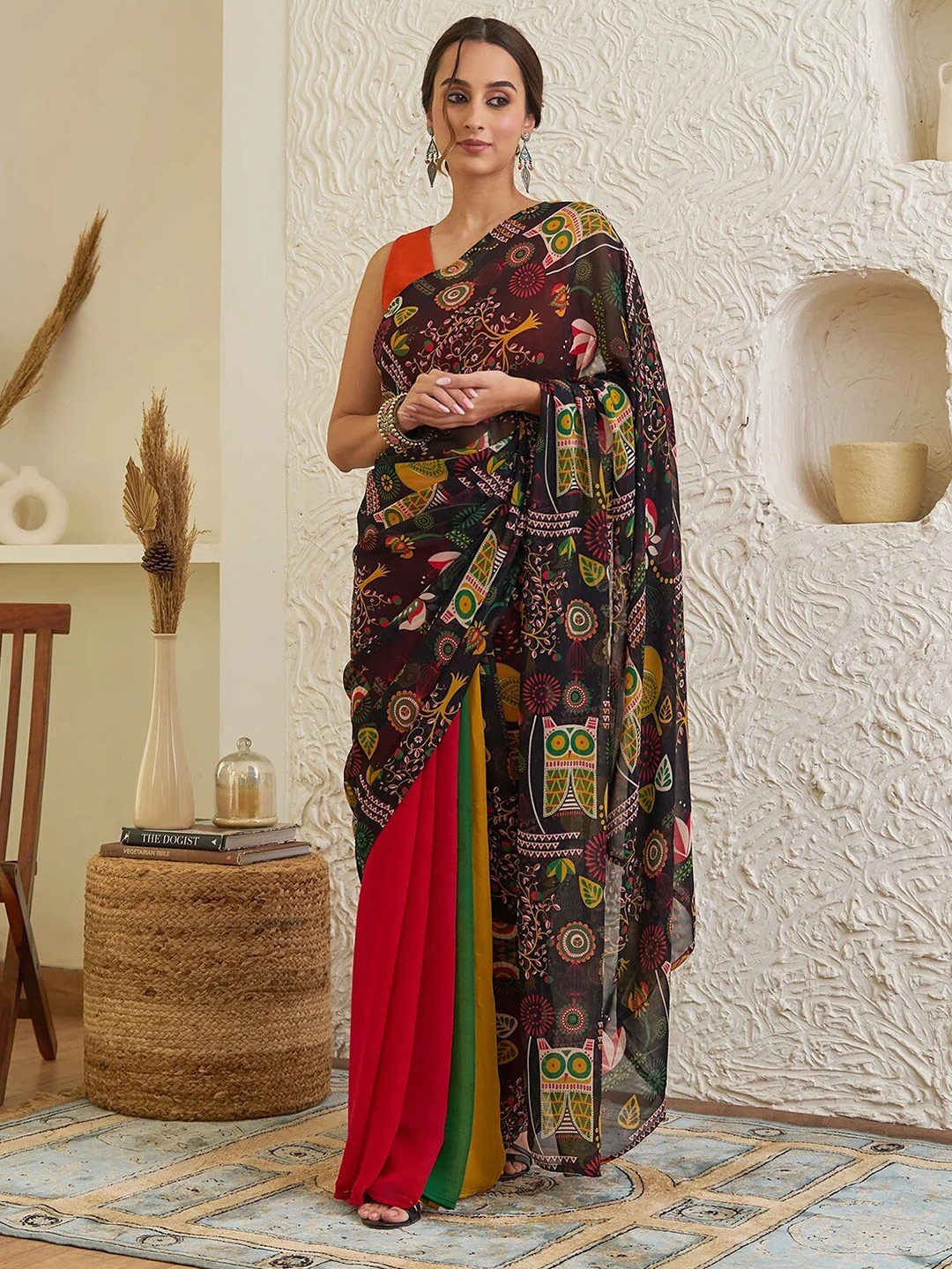 

Rustorange Ethnic Motifs Pure Georgette Saree, Black
