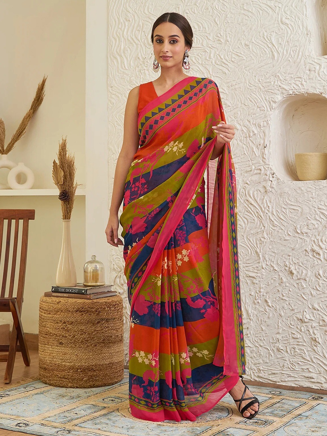 

Rustorange Floral Printed Pure Georgette Saree, Navy blue