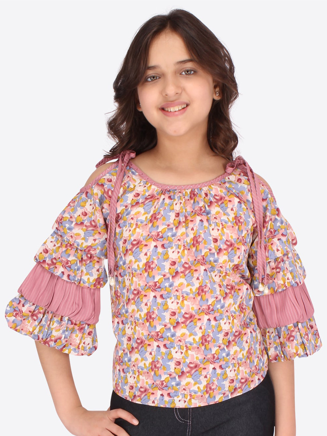 

CUTECUMBER Girls Floral Printed Puff Sleeves Tie-up Detail Georgette Top, Pink