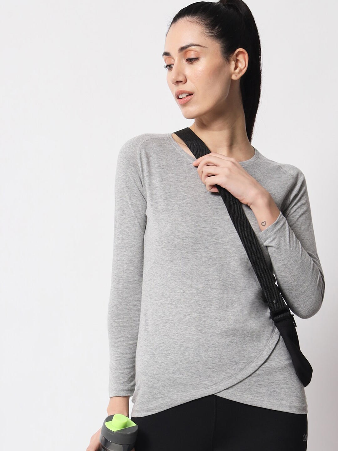

appulse Round Neck Regular Fit Bottom Crossover Cotton T-shirt, Grey