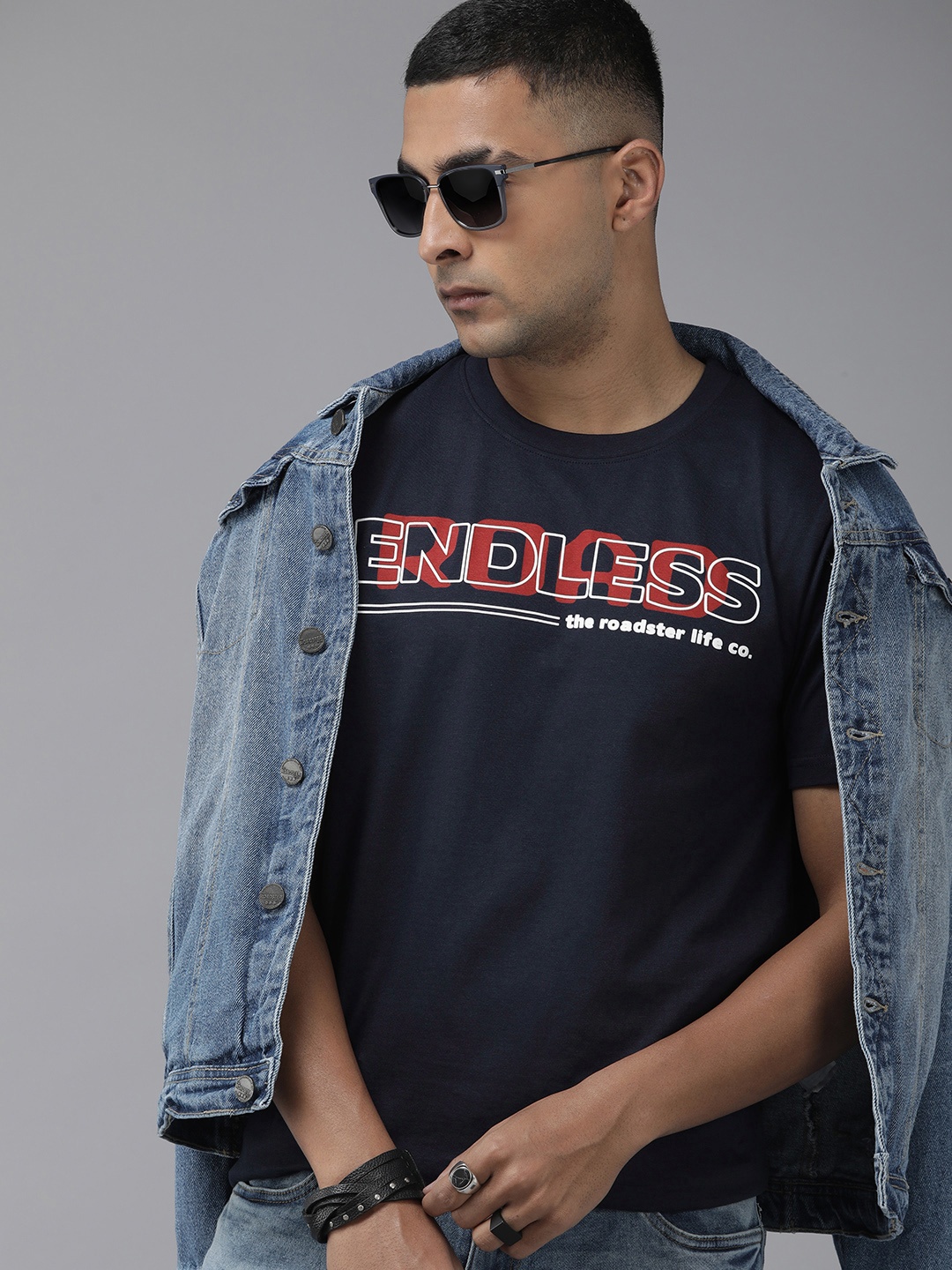 

Roadster Typography Printed Pure Cotton T-shirt, Navy blue