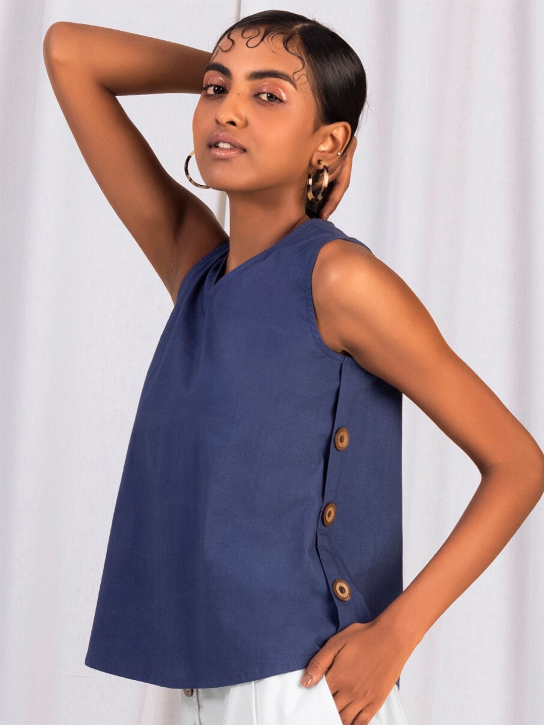 

INDYA Pure Cotton Side Button Top, Blue