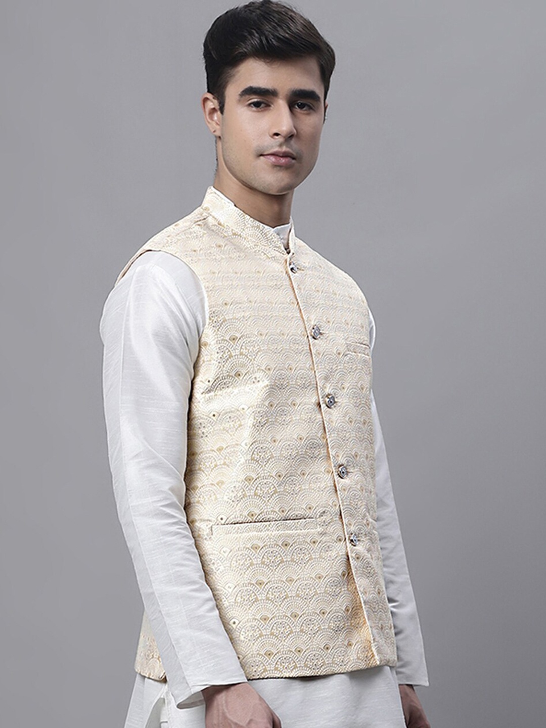 

Jompers Men Woven Design Nehru Jacket, Off white