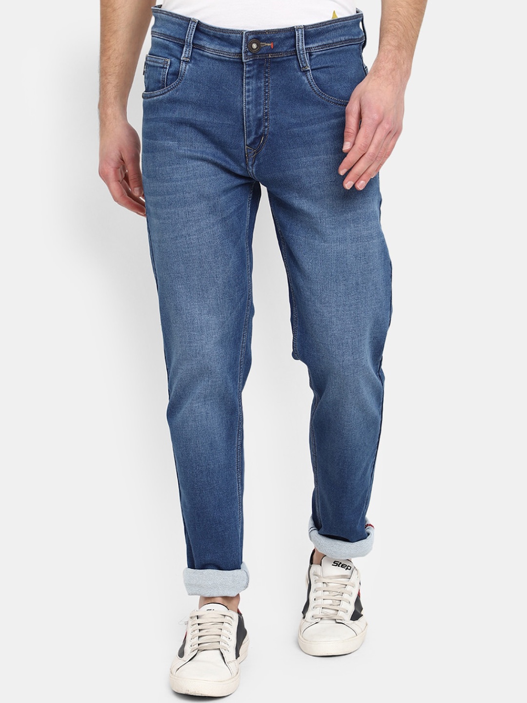 

V-Mart Men Mid-Rise Stretchable Light Fade Cotton Jeans, Blue