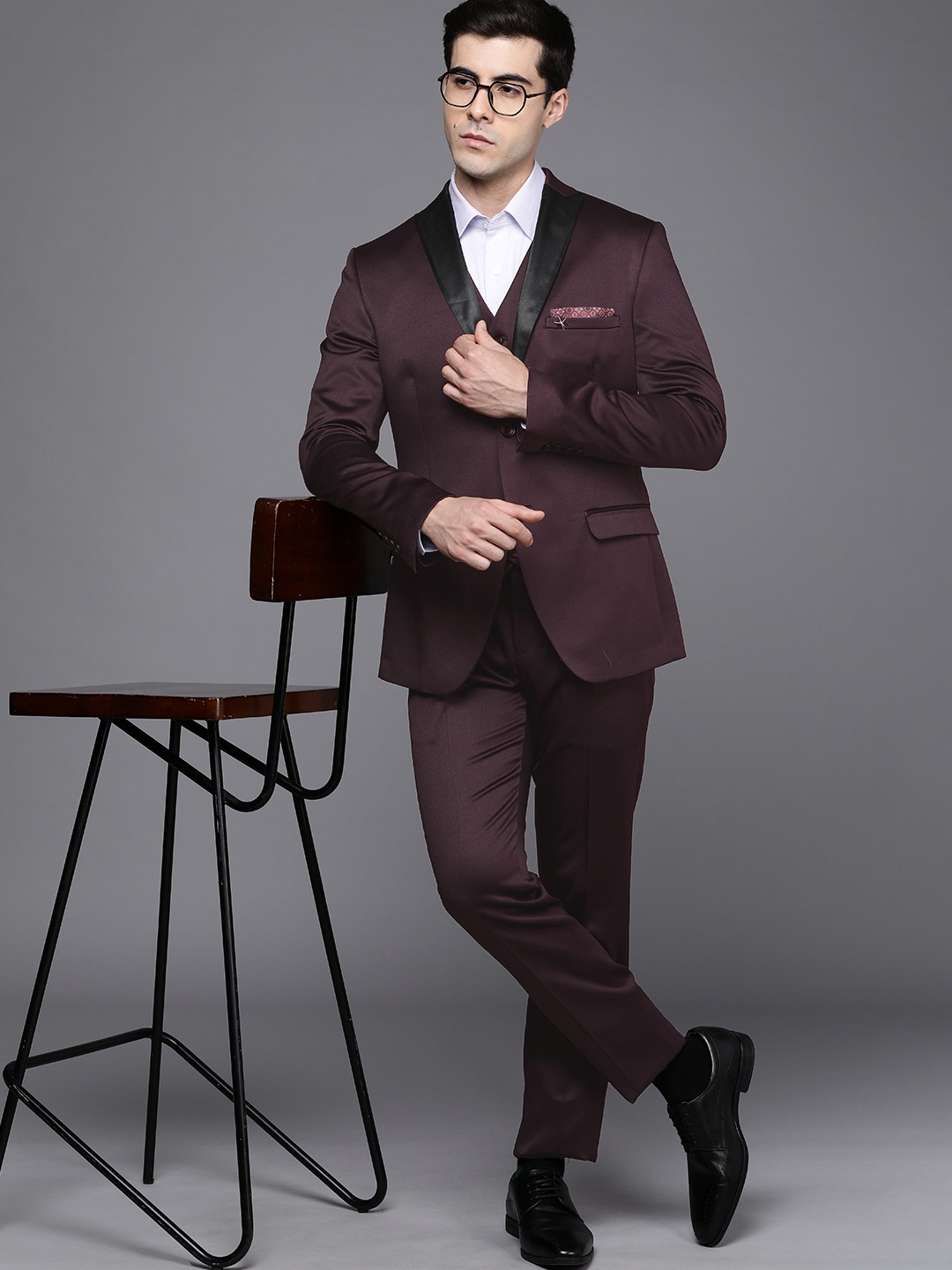 

Theme Solid Slim Fit 3-Piece Tuxedo Party Suit, Maroon