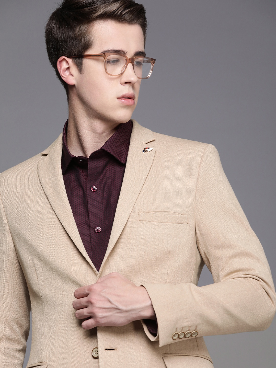 

Theme Self Design Single-Breasted Slim Fit Formal Blazer, Beige