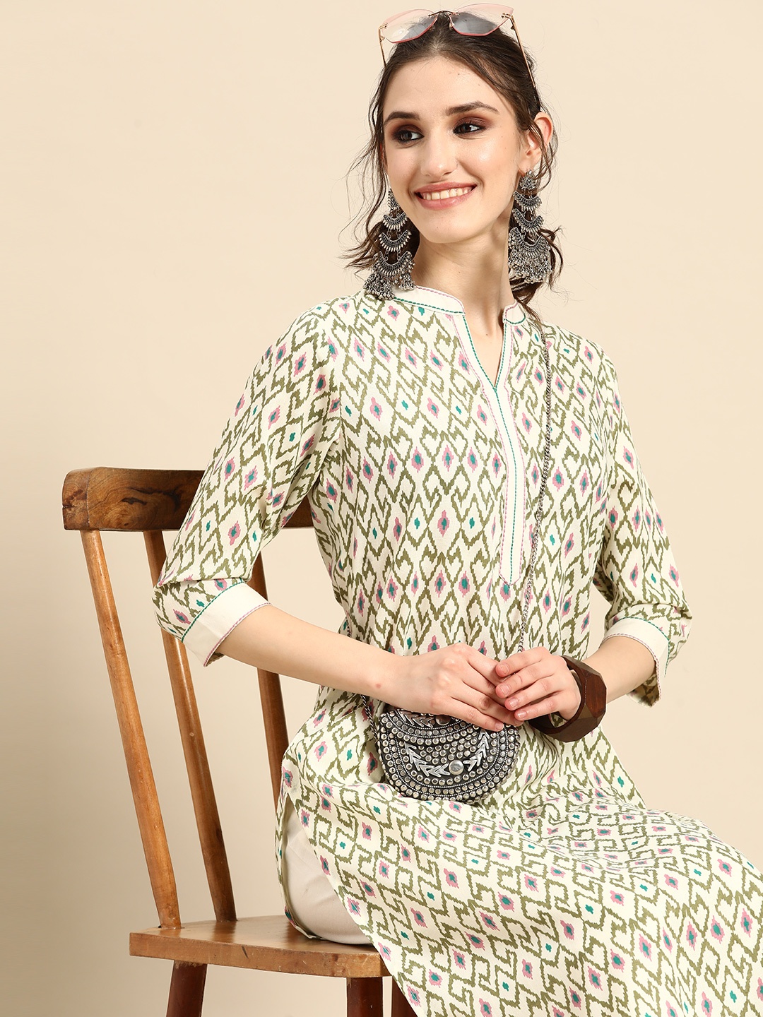 

Sangria Printed Regular Thread Work Pure Cotton Kurta with Trousers, Green