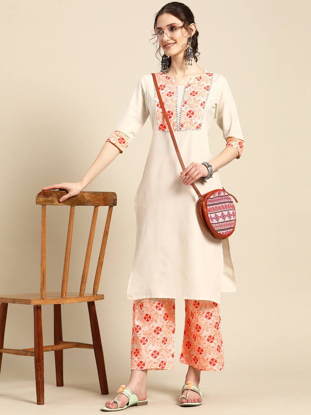 

Sangria Women Off White Floral Yoke Design Regular Gotta Patti Kurta with Palazzos