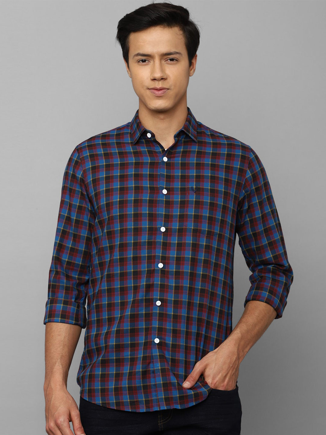 

Allen Solly Slim Fit Checked Pure Cotton Casual Shirt, Blue