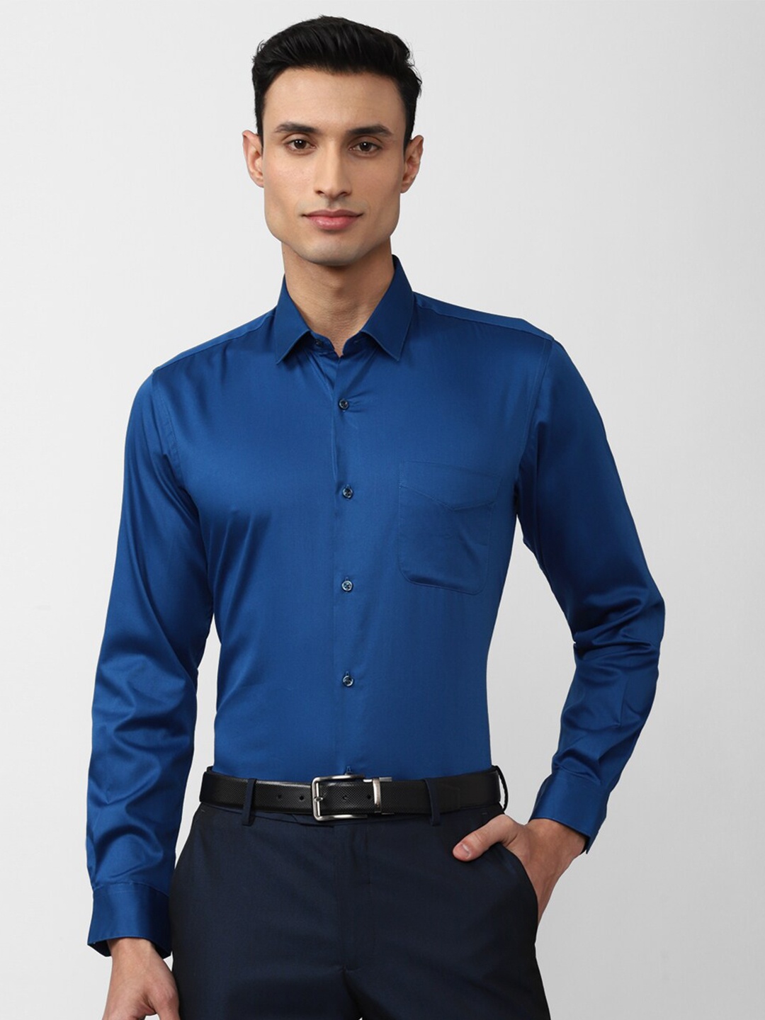 

Peter England Spread Collar Pure Cotton Formal Shirt, Blue