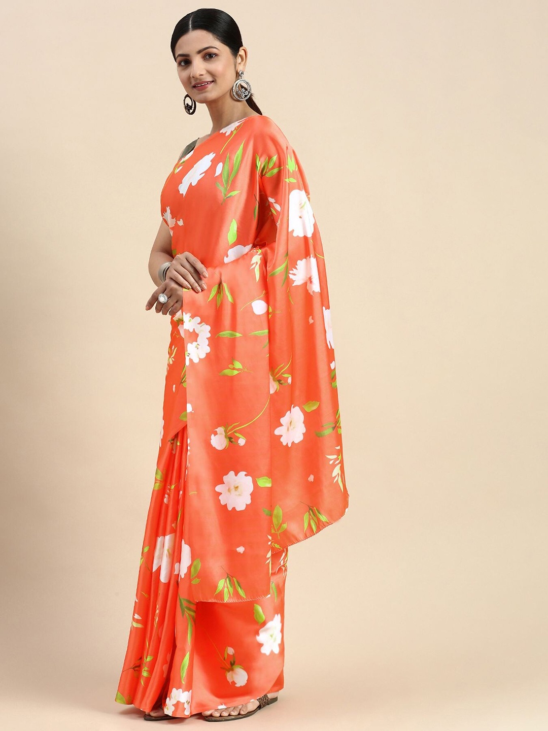 

AVANSHEE Floral Printed Satin Saree, Orange
