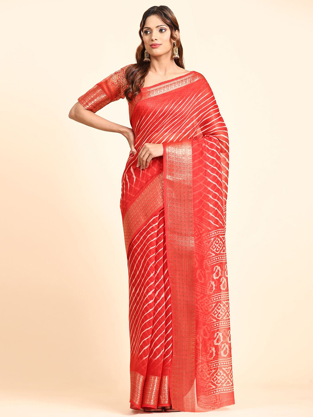 

AVANSHEE Leheriya Printed Pure Cotton Saree, Red