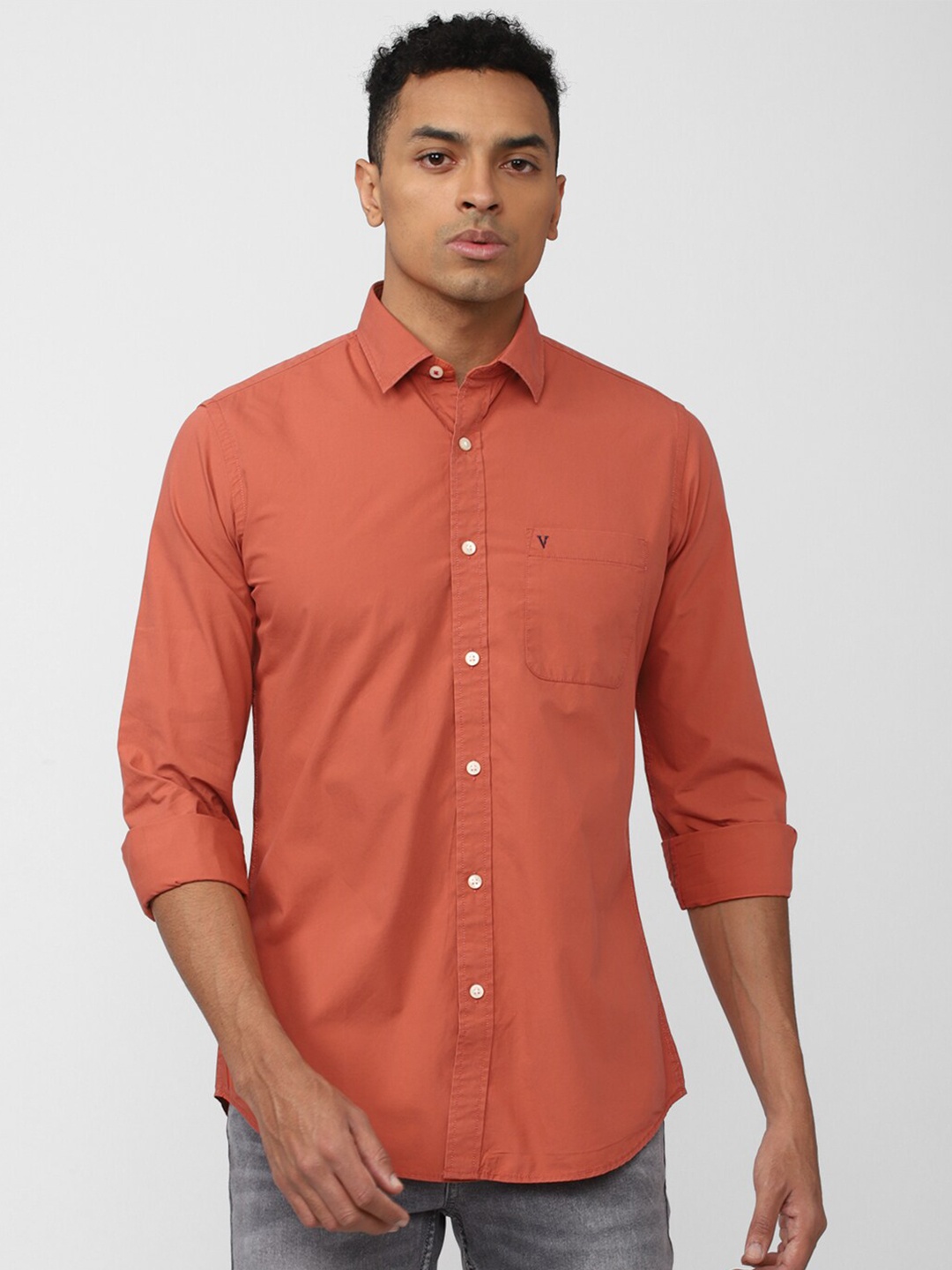 

Van Heusen Sport Men Pure Cotton Slim Fit Casual Shirt, Orange