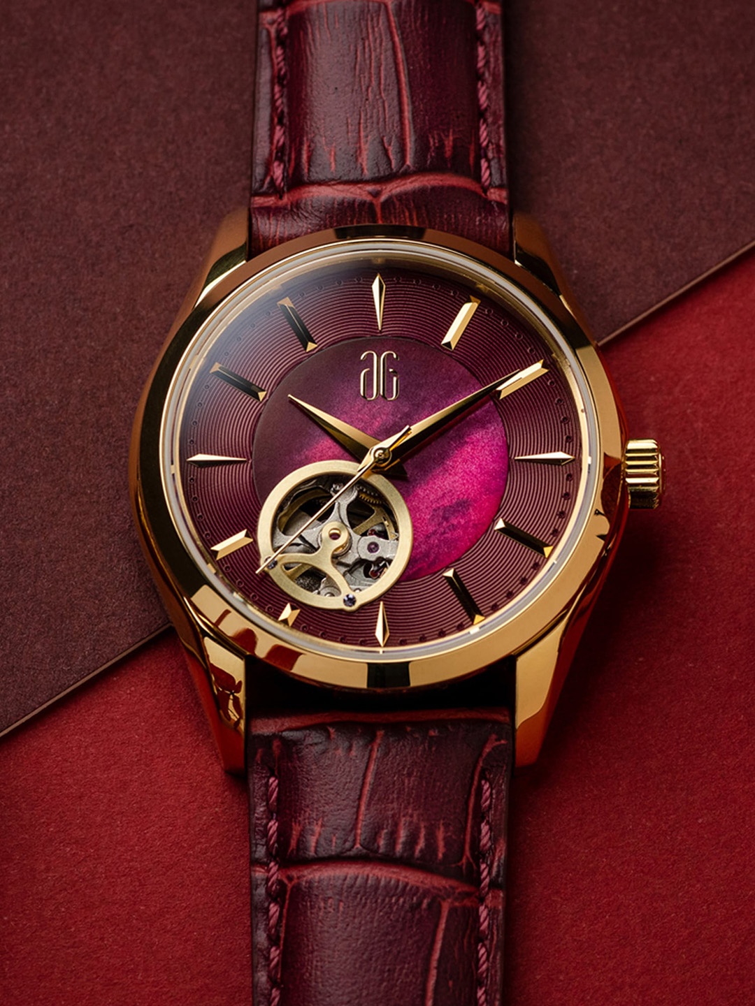 

Aries Gold Women Round Dial Analogue Automatic Motion Powered Watch- L 8023 G-R, Maroon