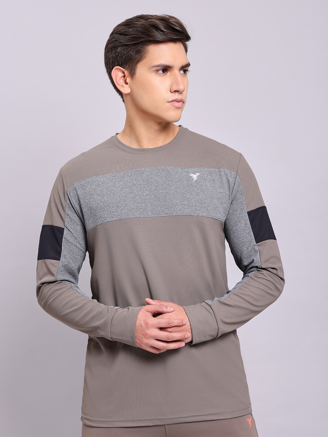 

Technosport Regular Fit Antimicrobial Colourblocked Training or Gym, Grey