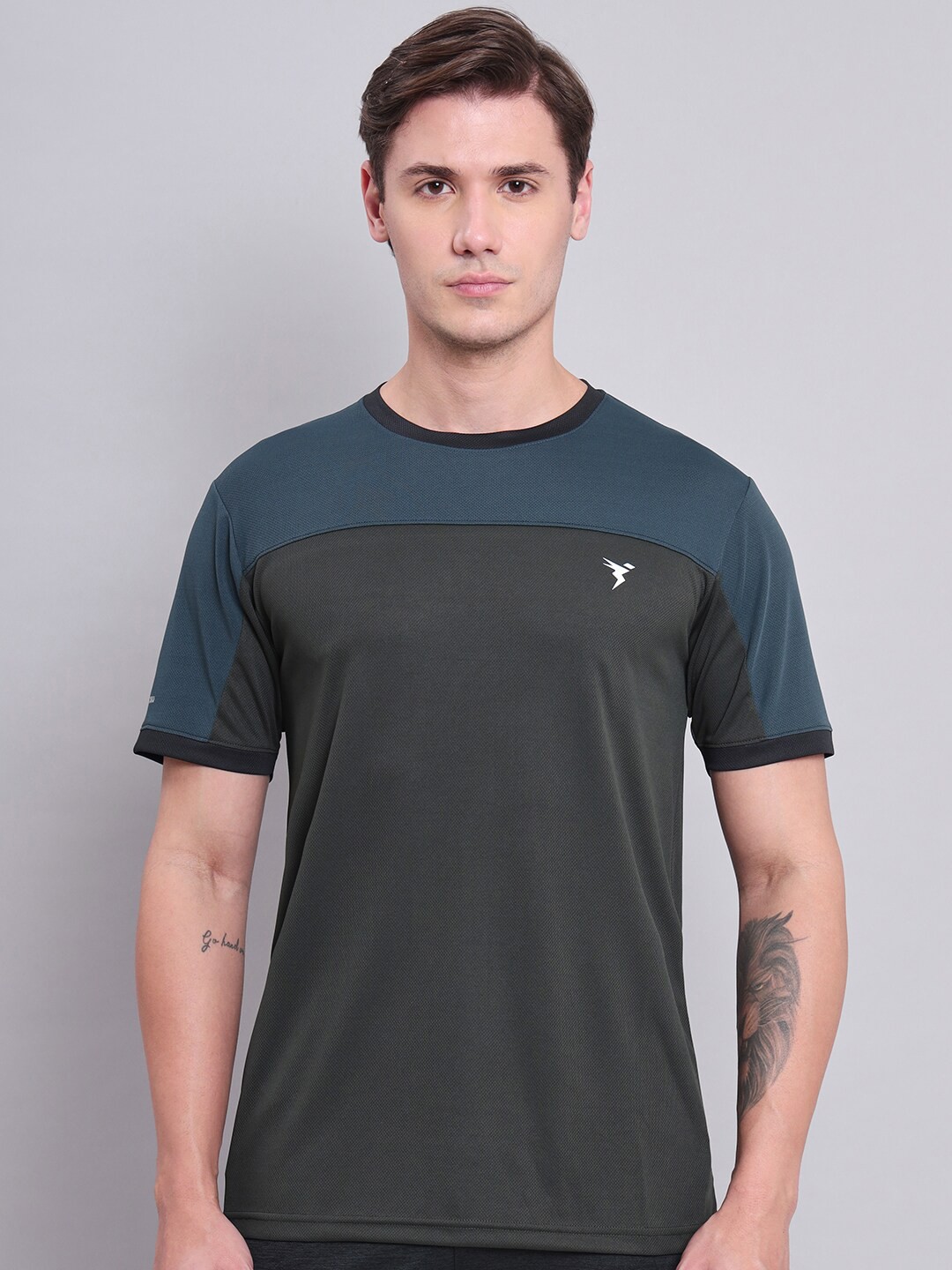 

Technosport Regular Fit Colourblocked Antimicrobial Training or Gym T-shirt, Green
