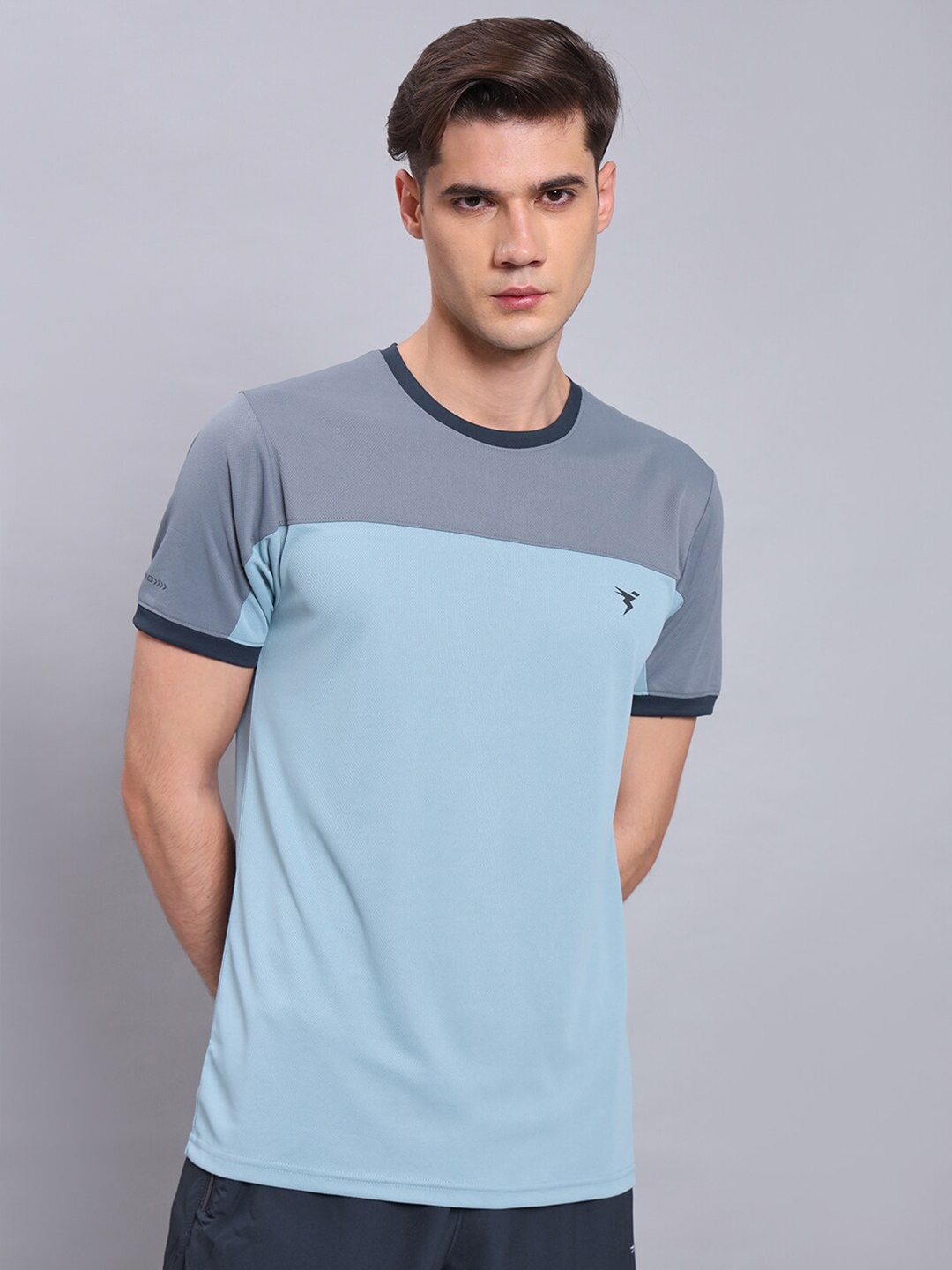 

Technosport Antimicrobial Raglan Sleeve Training or Gym T-shirt, Blue