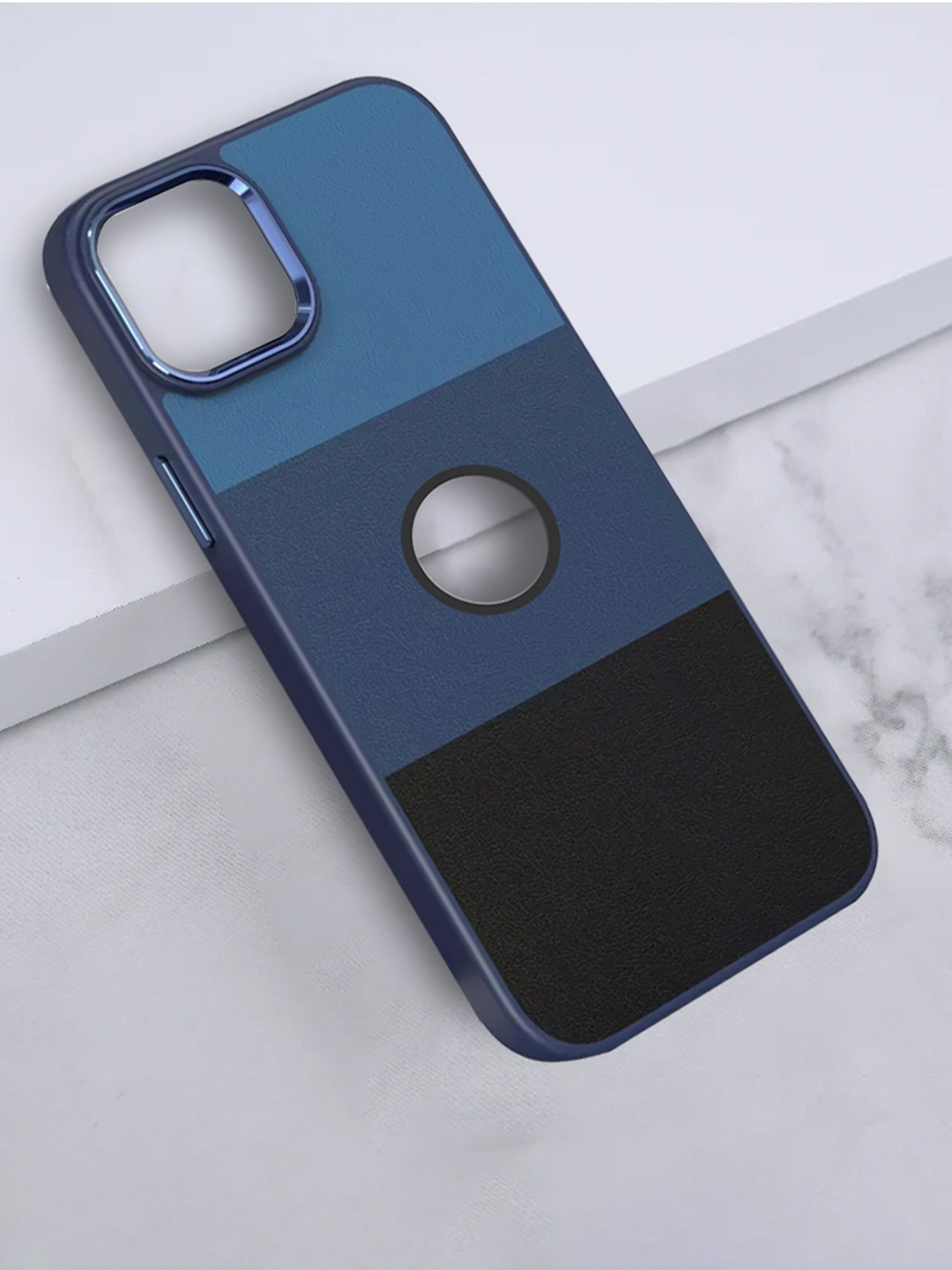 

Karwan Colourblocked iPhone 14 Leather Back Case, Blue