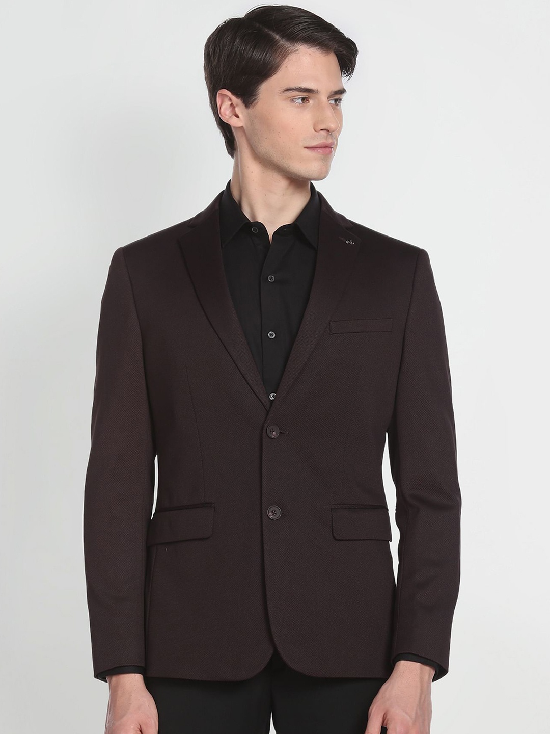 

Arrow Slim-Fit Single-Breasted Formal Blazer, Red