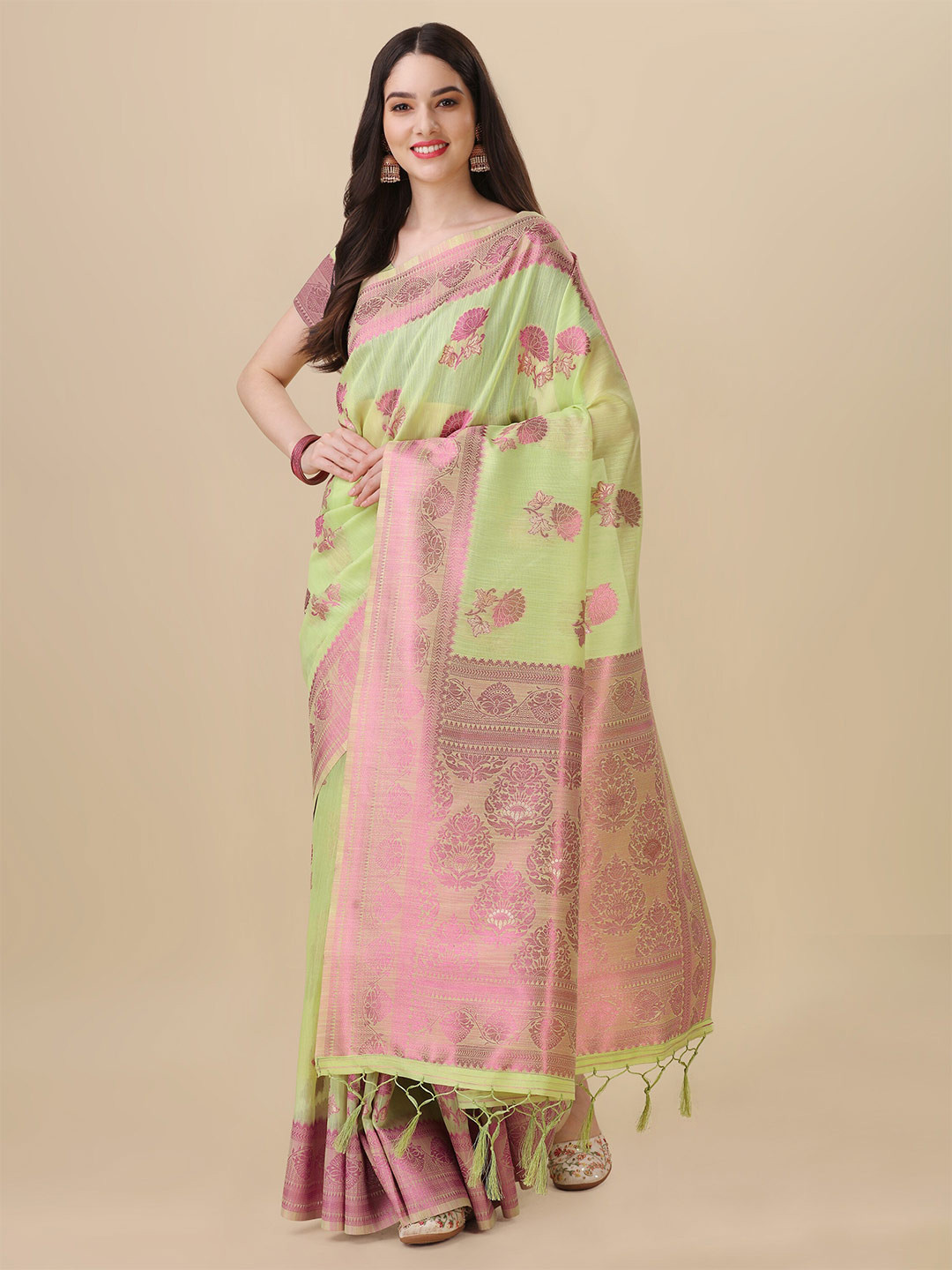 

Mitera Floral Woven Design Silk Cotton Banarasi Saree, Green