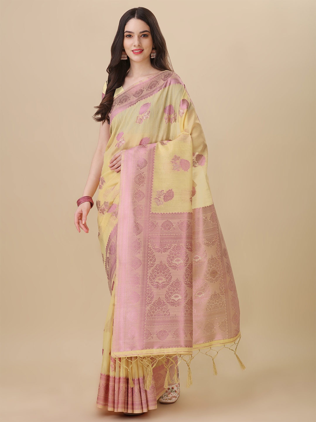 

Mitera Ethnic Motifs Woven Design Silk Cotton Banarasi Saree, Yellow