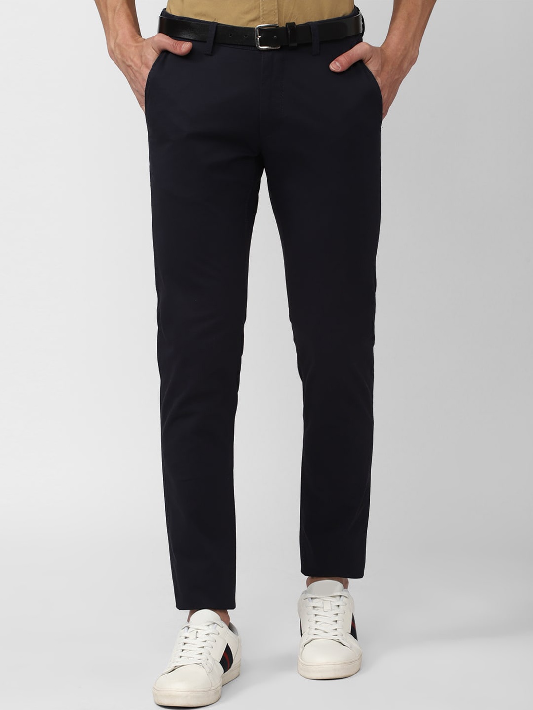 

Van Heusen Sport Men Slim Fit Mid-Rise Regular Trousers, Navy blue