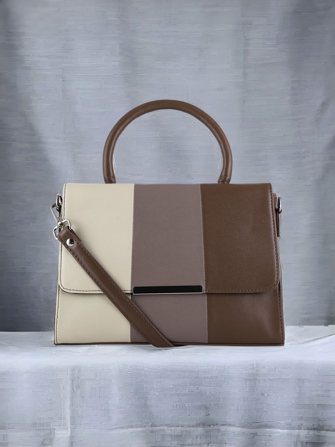 

Toteteca Colourblocked PU Sling Bag, Beige