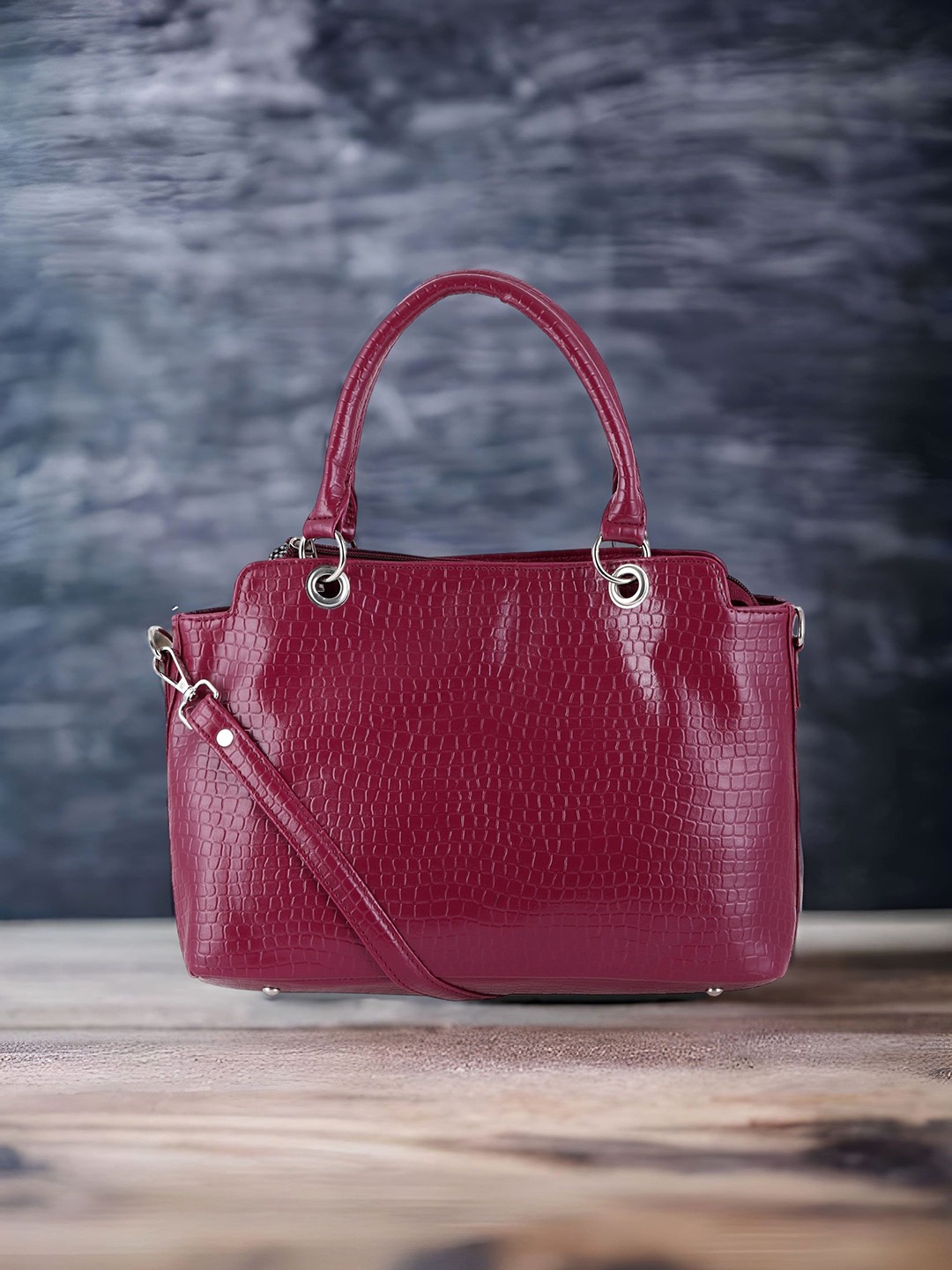 

Toteteca Textured Structured Handheld Bag, Maroon