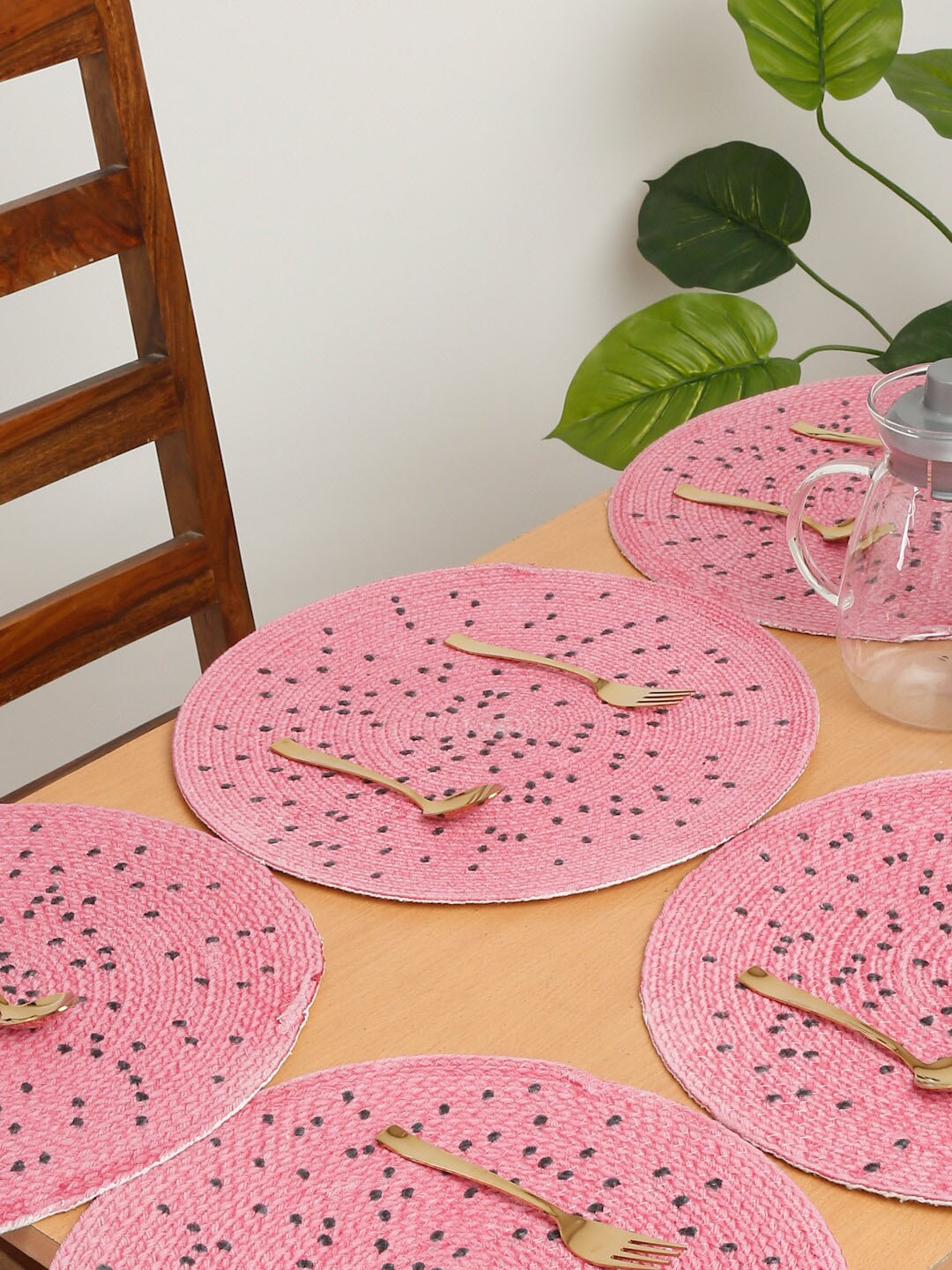 

HOSTA HOMES 6-Pcs Watermelon Patterned Round Shaped Cotton Table Placemats, Pink