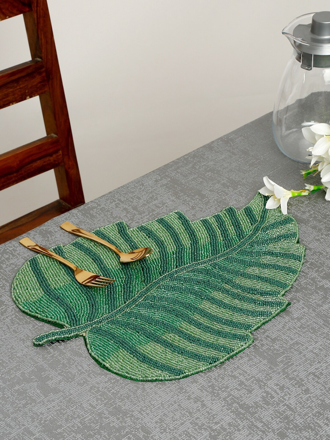 

HOSTA HOMES Green Embellished Table Placemat