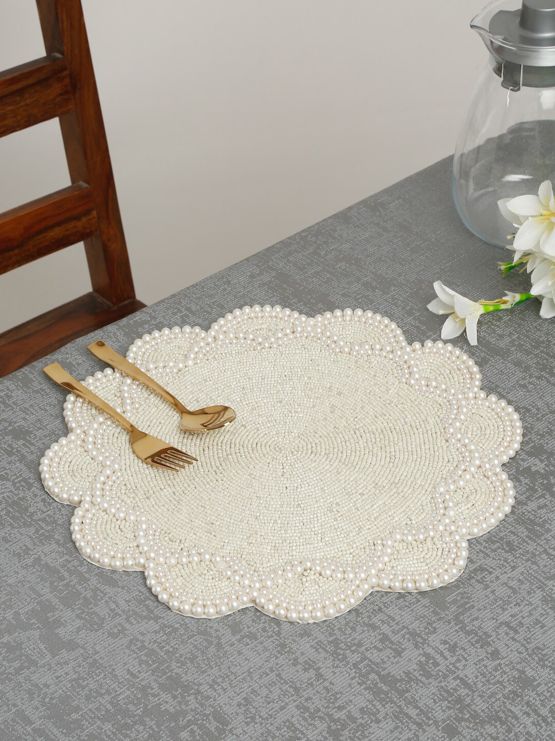 

HOSTA HOMES White Embellished Beaded Table Placemat