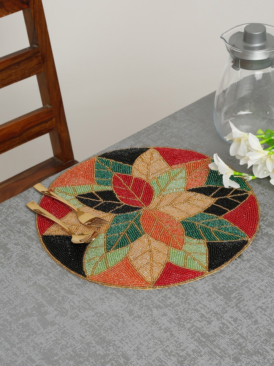 

HOSTA HOMES Green & Red Floral Embellished Beaded Table Placemat