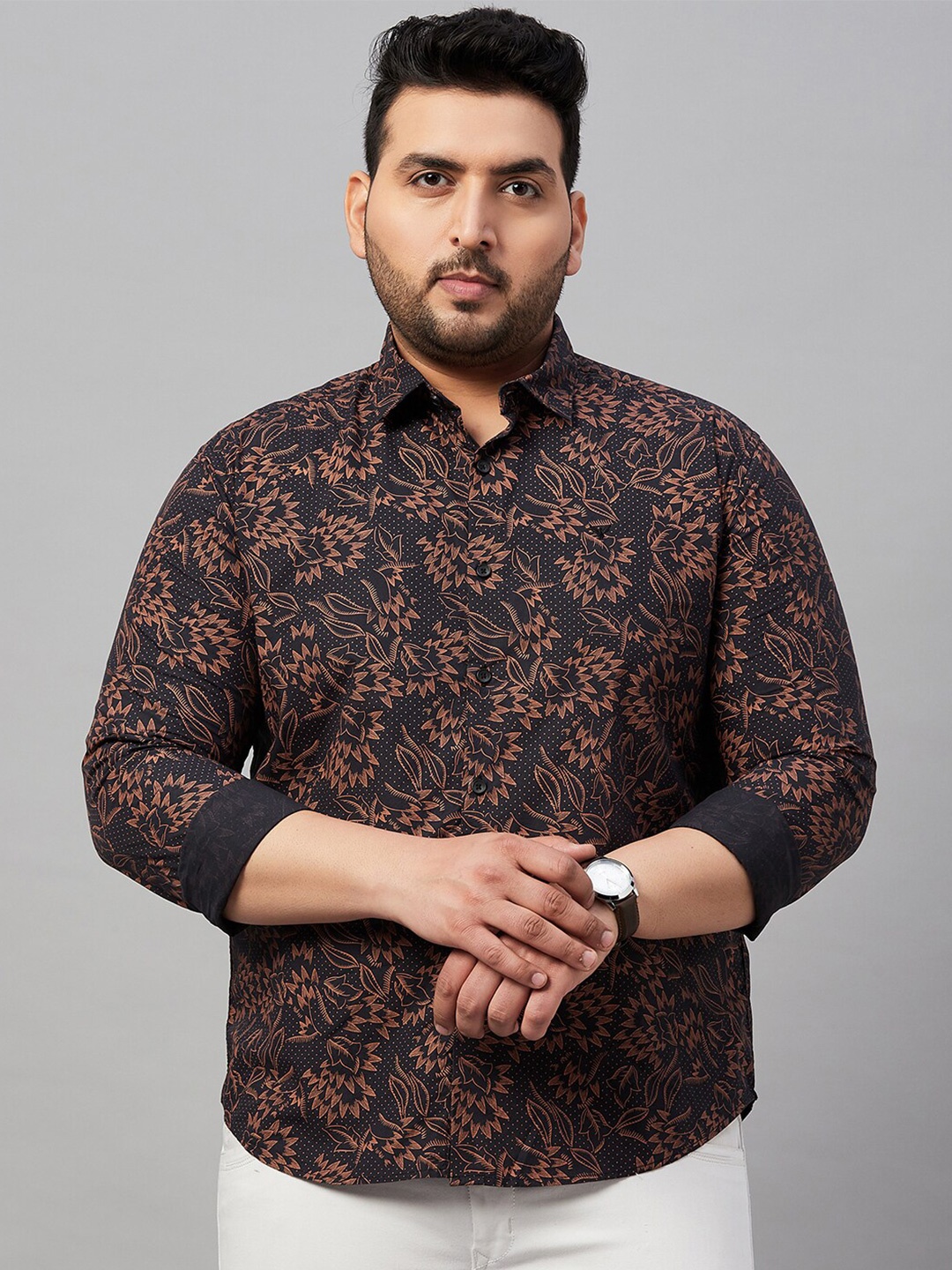 

SHOWOFF Plus Size Smart Spread Collar Floral Printed Cotton Casual Shirt, Black