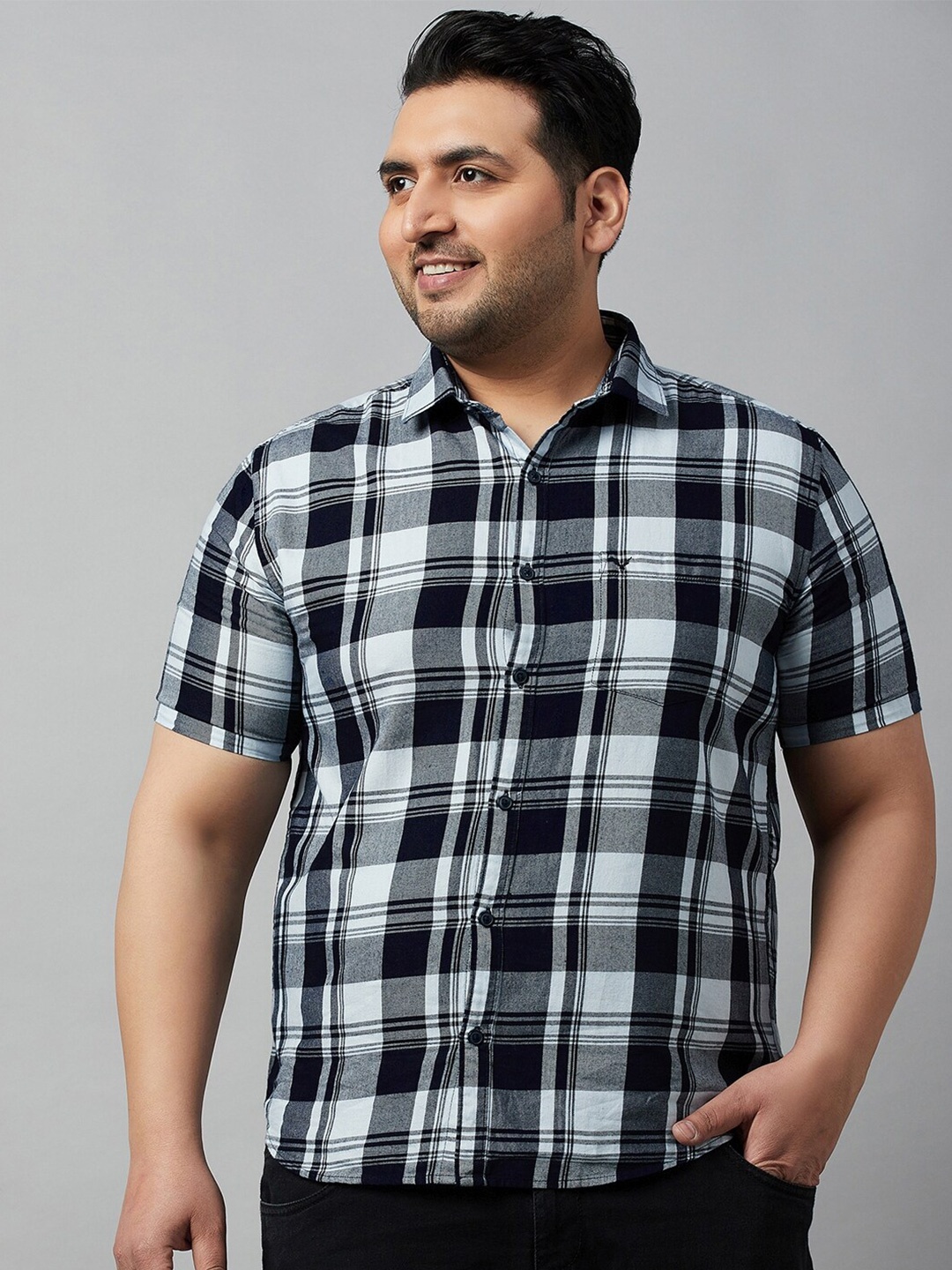 

SHOWOFF Plus Plus Size Tartan Checks Cotton Casual Shirt, Navy blue