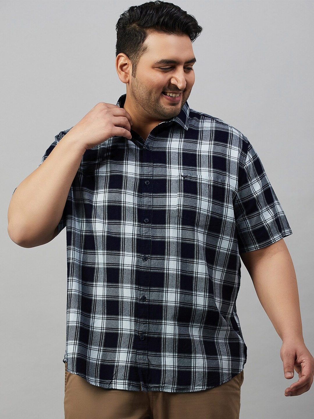 

SHOWOFF Plus Plus Size Tartan Checks Cotton Casual Shirt, Navy blue