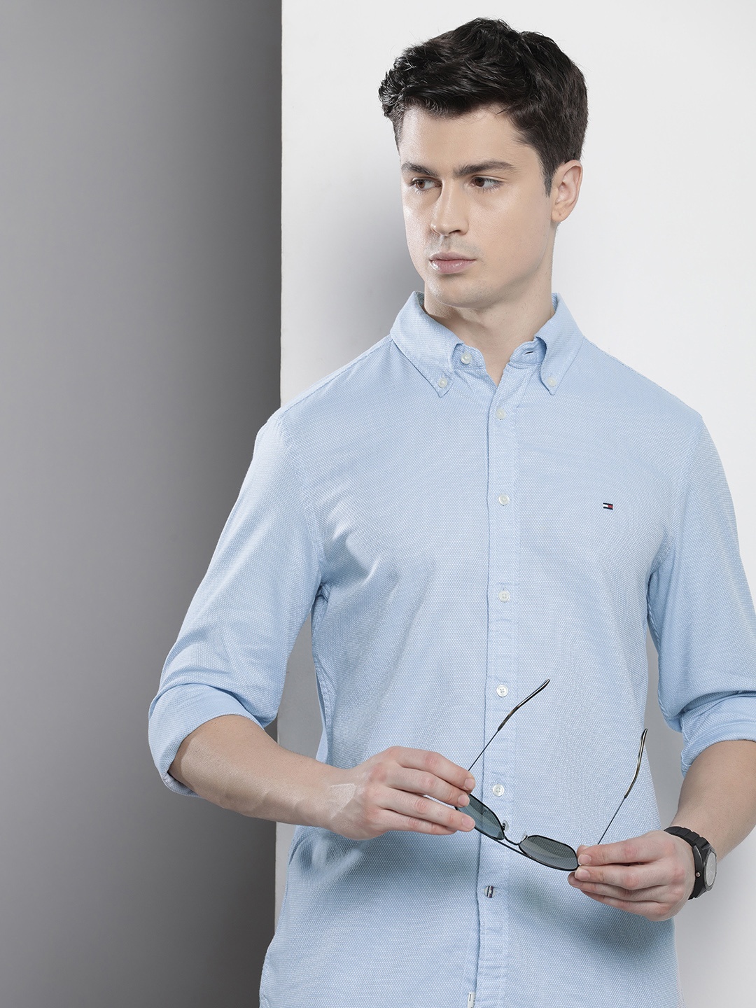 

Tommy Hilfiger Textured Slim Fit Pure Cotton Casual Shirt, Blue