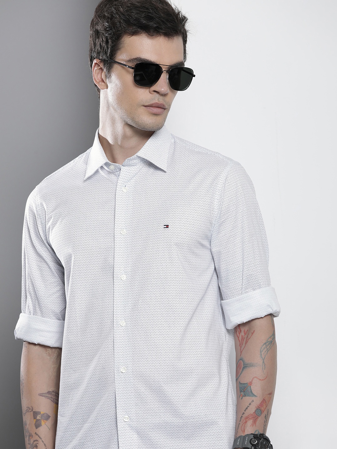 

Tommy Hilfiger Men Pure Cotton Geometric Printed Casual Shirt, White