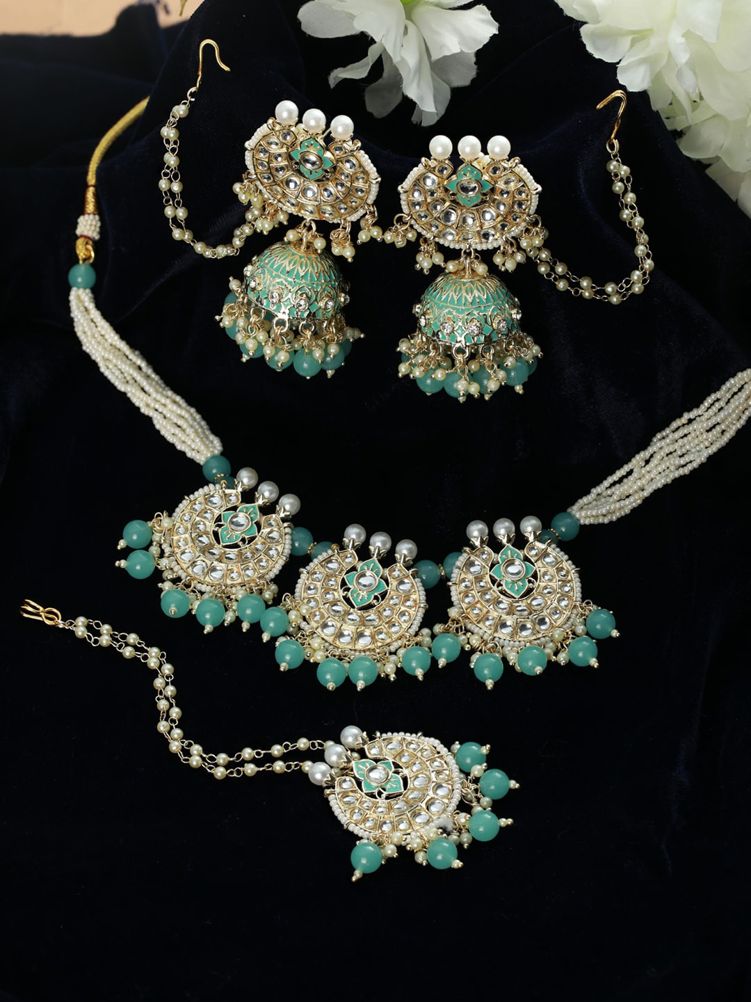 

Jazz and Sizzle Gold-Plated Kundan-Studded & Beaded Jewellery Set With MaangTikka